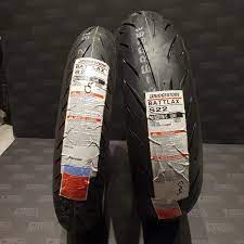 Check spelling or type a new query. Ini Ban Battlax Bridgestone 120 70 17 160 60 17 S22 Ninja 250 Cbr250rr R Segera Beli Shopee Indonesia