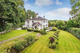 More images for hook heath surrey » Take A Tour Of This Beautiful Country Home In Hook Heath Surrey Live