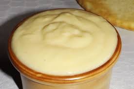 Creme Patissiere De Cyril Lignac Ca Ne Sent Pas Un Peu Le Brule La En 2020 Recette Creme Patissiere Tarte Creme Patissiere Patissiere