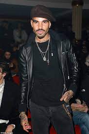 Lionel Richie Seen For The First Time Since His Son Milo Was Arrested At Heathrow Daily Mail Online