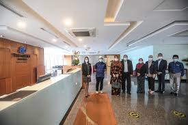 Chinese characters for family. family is important in all cultures around the world. Preacher Ebit Lew Offers Free Hotel Stay To Family Members Whose Kin Are Treated At Hkl Ijn Life Malay Mail