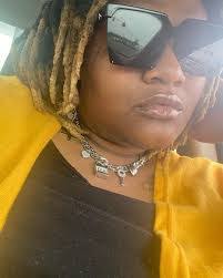 Jocelyn Hopper's Instagram, Twitter & Facebook