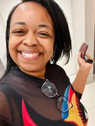 Happy birthday to all Aquarius friends