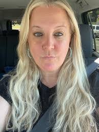 Laura Eddington's Instagram, Twitter & Facebook