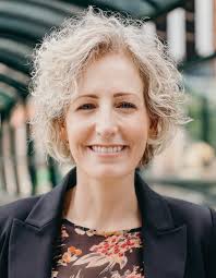 Dr. Diane Barker FGIA