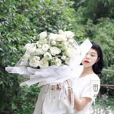 Shopping for the perfect birthday gifts for your wife? Birthday Flowers 21 White Roses Bouquet Shanghai Flower Shop City Express Delivery Love People Girlfriend Wife Gift