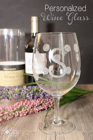 I'm southern so monogramming things is in my blood! Personalized Gifts Make Gorgeous Wine Glasses