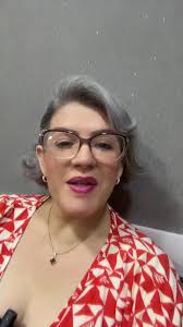 Video Eliz Sabadine (@elizsabadine) dengan som original