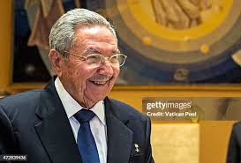 273 Pope Francis Meets President Of Cuba Raul Castro Stock Photos, High-Res  Pictures, and Images