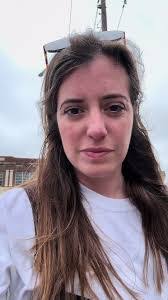 Jenny Vinson's Instagram, Twitter & Facebook