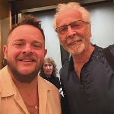 Qué maravilloso poder tener la dicha de conocer a mi admirado maestro Herb  Alpert y su esposa Lani Hall. Mañana, el gran concierto de  @officialherbalpert & The Tijuana Brass en el @tobincentersa