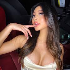 Karen Liao – Loveliness