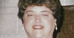 Vicki Rapp's Instagram, Twitter & Facebook