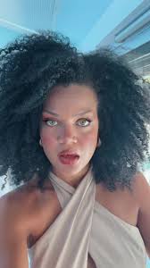 Clara Dean (@claradeanl)’s videos with som original