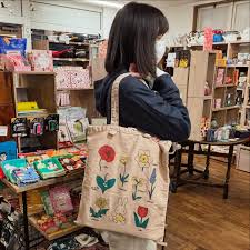 sakusaku花の木通り店