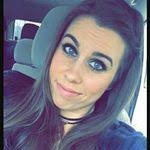 Alicia Gans's Instagram, Twitter & Facebook