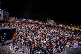 Tineke trakteert de 1.182 vrijwilliger van de lokerse feesten. Line Up Lokerse Feesten 2019 Compleet Met Triggerfinger Festileaks Com