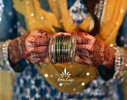 Mhendi Day Vibes Photo Shaista Hussain Photography Hennacraze Hennaartist Hennacrazebysumeyya Henna Mhendi Mehndi Dulha Craze Henna Bangles