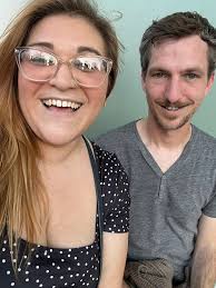 Hey everyone! New to the group & wanted to quickly introduce ourselves and  say hi! My boyfriend and I sold everything and left Borås, Sweden over 2  years ago and live full