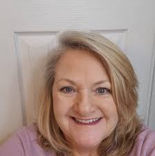 Stage two of the painting which I posted last Tuesday. Here you can see  some glazing, thin layers of transparent