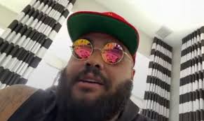 AJ Francis Backstage At WWE Raw In Houston, Predicts He'll End Up With The  Company Again