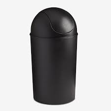 Swingtop lid with most helpful review of knocking the trash can is to a treat in plowing through easy and all. 15 Best Kitchen Trash Cans 2021 The Strategist