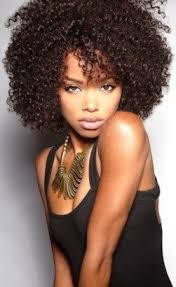 Cheveux Boucles Frises Ou Crepus Des Conseils Pour Vous Changer La Vie Cheveux Boucles Cheveux Afro Cheveux