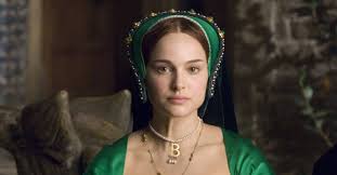 Wife of king henry viii and mother of queen elizabeth i. Famous Necklace Anne Boleyn Portrait Golden B Pendant Tatler