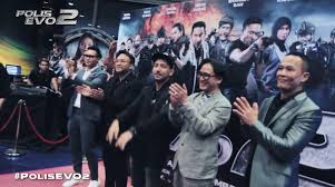 Selepas menambat hati penonton dengan kutipan belasan juta, filem polis evo kembali dengan sekuelnya, polis evo 2 yang apa yang lebih menarik, emmet i yang merupakan bekas anggota kumpulan butterfingers tampil dengan lagu mogok yang dipilih sebagai lagu tema bagi filem polis evo. Promosi Polis Evo 2 Tehtariksg