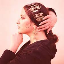 Ana Brenes's Instagram, Twitter & Facebook