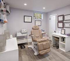 Dr m khawar nazir is a skin specialist (dermatologist) offering all medical, cosmetic & laser treatments at boston aesthetics lahore, pakistan. Skin Focused Services For Boston Dr Happe Medical Aesthetics