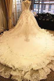 Pin By Sara Beth Newcomb On My Future Wedding Plans Big Princess Wedding Dresses Ball Gowns Wedding Wedding Dresses