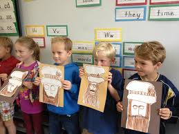 Student Art Gallery Art Projects Meet The Masters Kids Art Projects Leonardo Da Vinci Kids Da Vinci Art