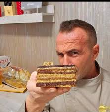 Simone Esposito pasticciere (@pasticcierenapoletanodoc) • Facebook