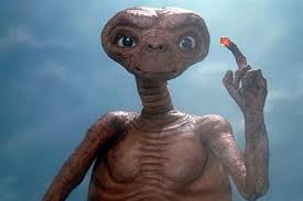 Pin By Anisa Lara On Tla In 2020 Explain A Film Plot Badly Et The Extra Terrestrial Fantasy Films