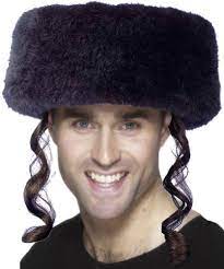 Russian Orthodox Jewish Rabbi Strommel Hat With Payot Black Hat Hairstyles Russian Orthodox Orthodox Jewish