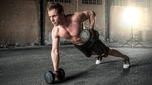 Ideal für anfänger sind mindestens zwei trainingseinheiten pro woche. Hantelubungen Fur Die Brust Ohne Eine Hantelbank Fitfreaks