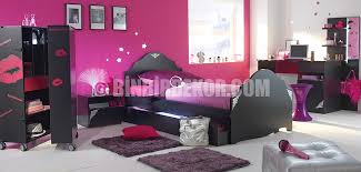 Bu genç kız odasında ki her sey iki kişiye göre ayarlanmış 2 kişilik çalışma masası ve elbise dolabı bunun en güzel örneği olsa gerek. Conforama Dan Cok Sik Genc Kiz Odalari Binbirdekor Com