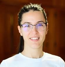 Kimberly Ambrose's Instagram, Twitter & Facebook