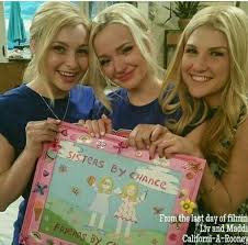 Bits Pieces Television Show Cast Pin By Cybil Bennett On Dibujos Liv And Maddie Dove Cameron Dove Cameron Style