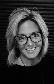 1905 fire helmet returns home