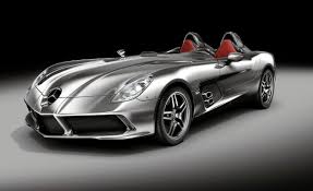 Exciting Design Reminiscent Of The Slr Racing Cars The Mercedes Benz Slr Stirling Moss Its Entire Bodywork Mad Mercedes Slr Mercedes Benz Mclaren Slr Mclaren