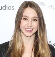 Some unknown facts about vera farmiga does vera farmiga smoke? Taissa Farmiga Dating Beautiful Long Haired Boyfriend It S Cutest Witty Perfect