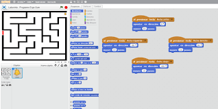 Utiliza las teclas de las flechas del teclado para controlar al hombre fantasma, así podrá comer toda la comida y proceder al nivel siguiente. Personaje Aprende A Programar Con Scratch Un Laberinto