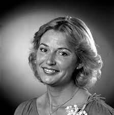 Cinquetti was born in verona. Willy Dobbe Wikipedia