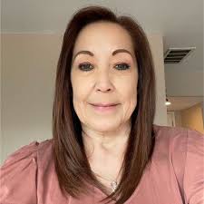 Linda Engquist's Instagram, Twitter & Facebook