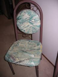 recovering kitchen chairs : 5 steps