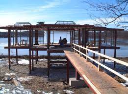 Keanu reeves, sandra bullock, christopher plummer and others. Films Architecture The Lake House Archdaily