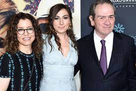 • 2,1 млн просмотров 6 лет назад. Tommy Lee Jones Fired His Daughter From A Movie Rare