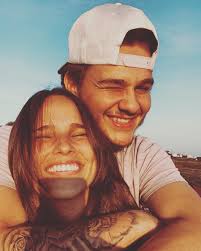 Adrien Brown's Instagram, Twitter & Facebook